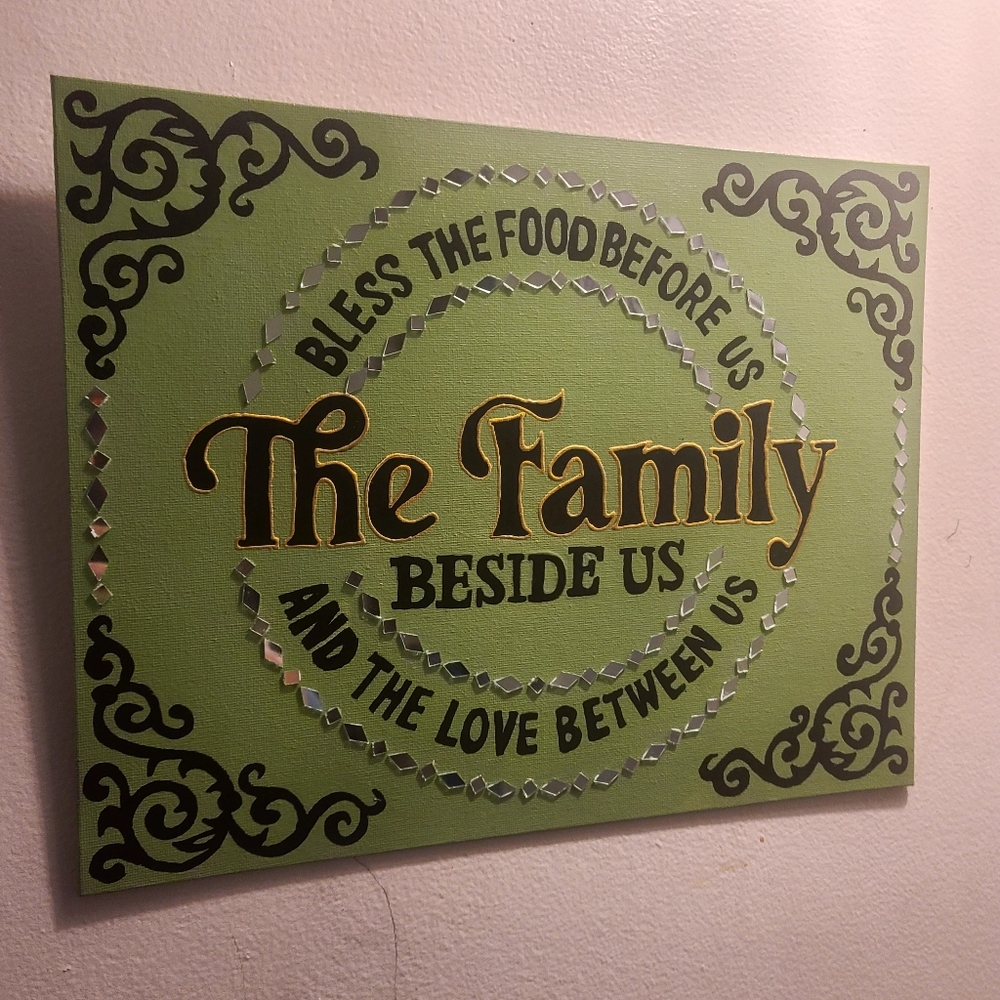 Home decor - Picture 3 of 3
